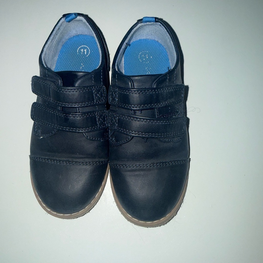 Childern Cat & Jack Shoes Size 11 Navy Velcro